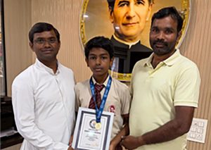 WEBSITE AWARDS BESTSTUDENT LEADERS